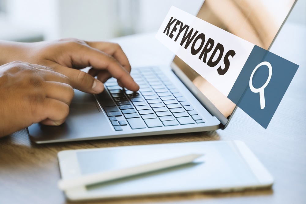 what is a short tail keyword