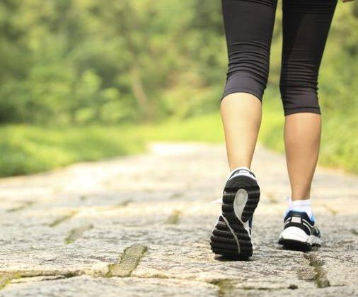 walking-is-the-perfect-exercise-to-reduce-back-pain